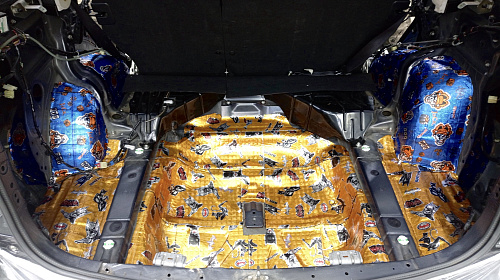 Виброизоляция багажника Субару Форестер